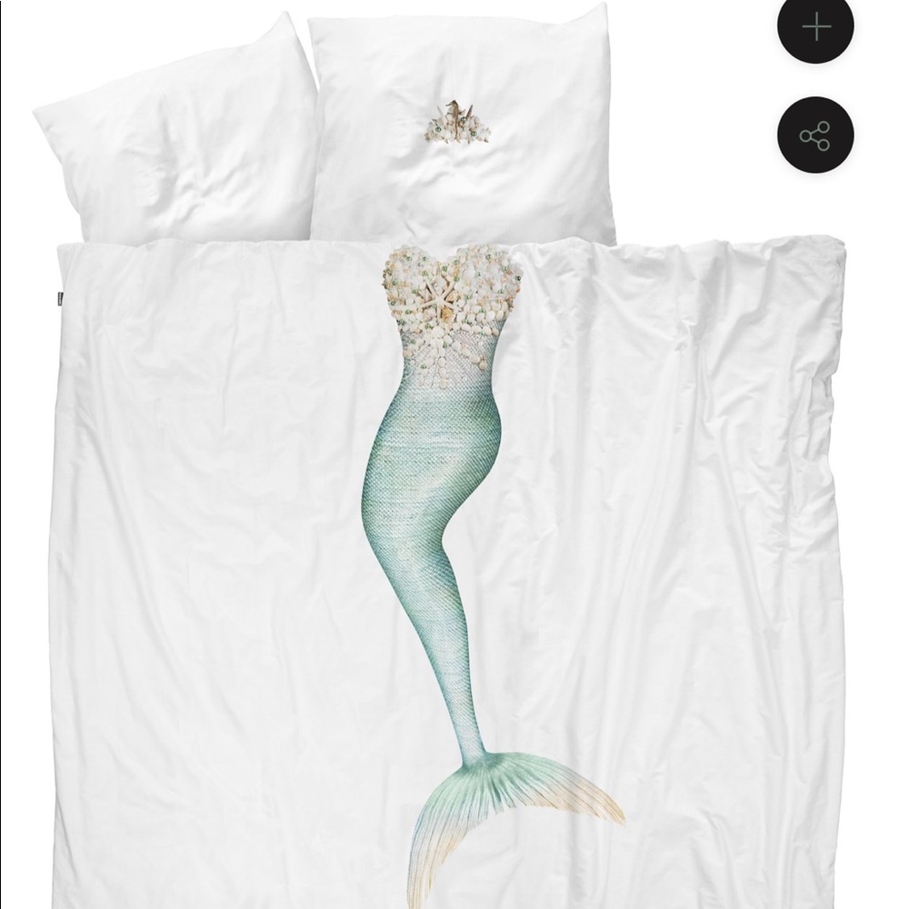 Smirk mermaid bedding LIKE NEW